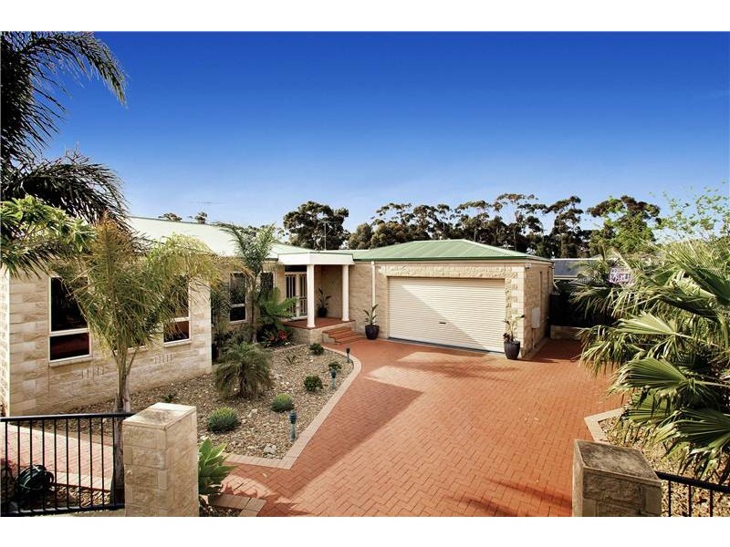 6 Marconi Place, Lara VIC 3212