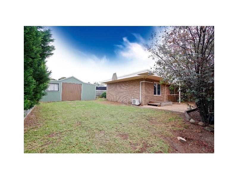 6 Beverley Crescent, Lara VIC 3212