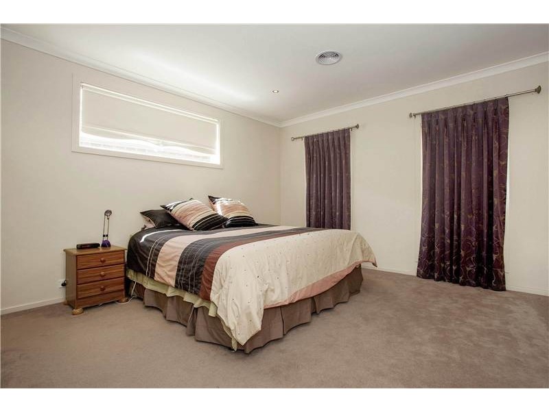 19 Mathieson Place, Lara VIC 3212