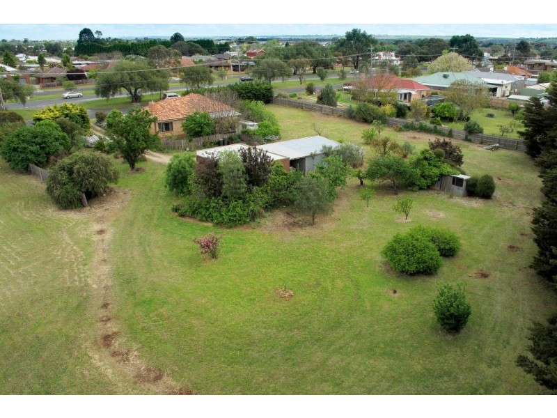 27 Station Lake Road, Lara VIC 3212