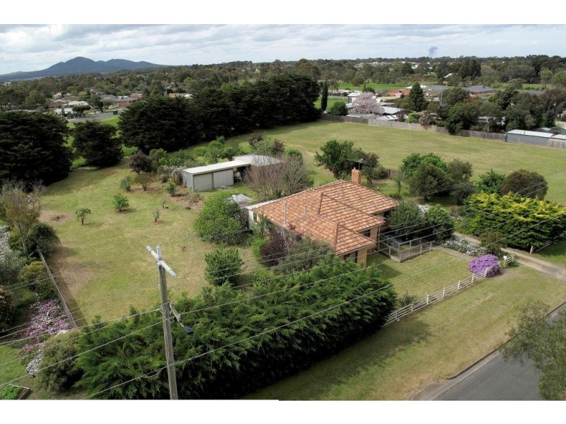 27 Station Lake Road, Lara VIC 3212