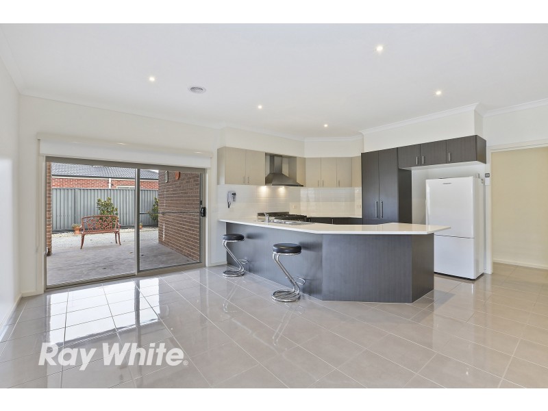 5 Mallard Court, Lara VIC 3212