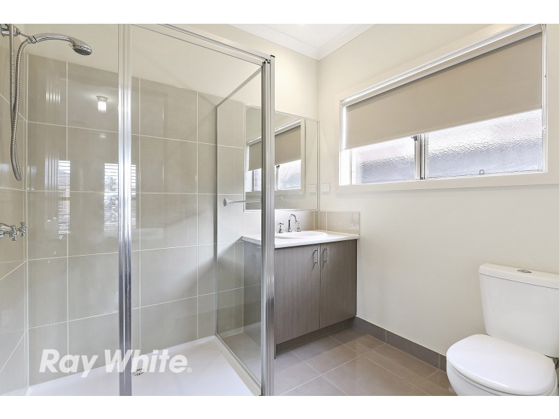 5 Mallard Court, Lara VIC 3212