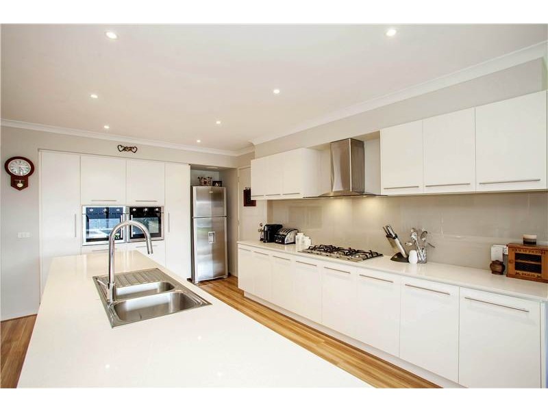 6 Barnong Way, Lara VIC 3212