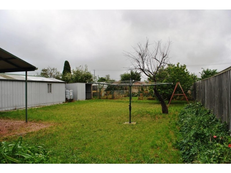 1 Spruhan Avenue, Norlane VIC 3214