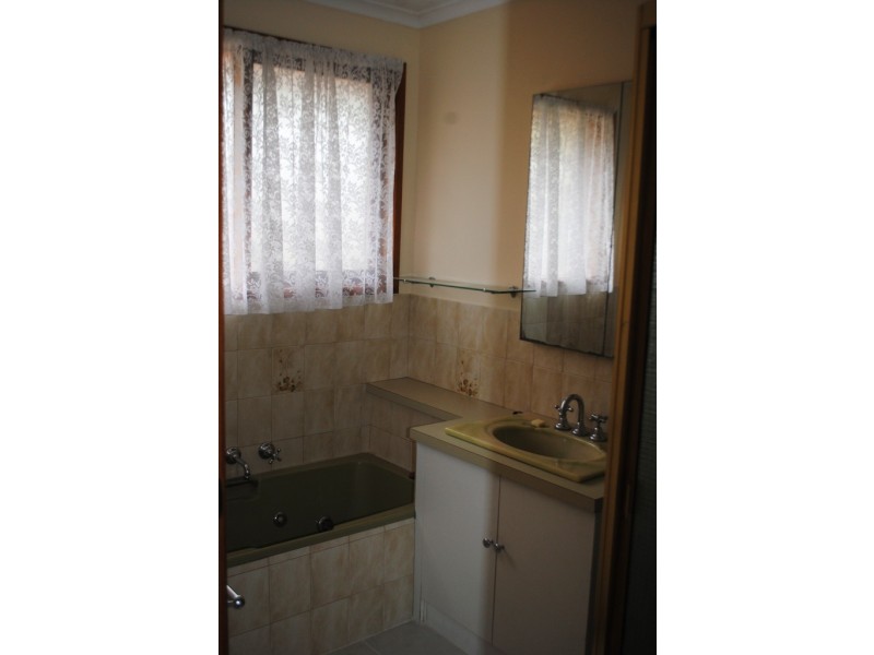 25 Ponds Drive, Lara VIC 3212