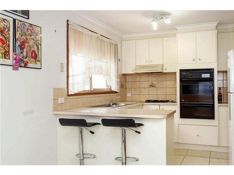 6 Telford Court, Lara VIC 3212