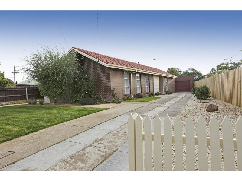 3 Carmarthen Drive, Corio VIC 3214