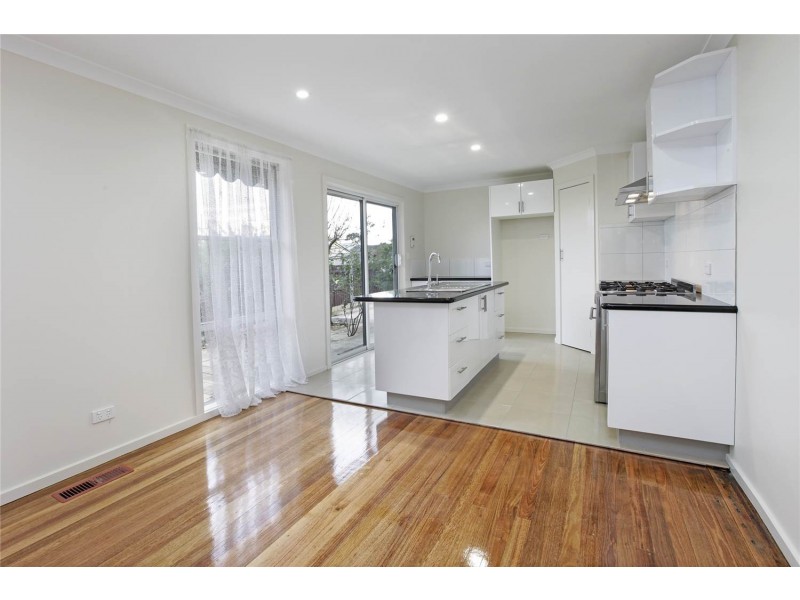 3 Carmarthen Drive, Corio VIC 3214