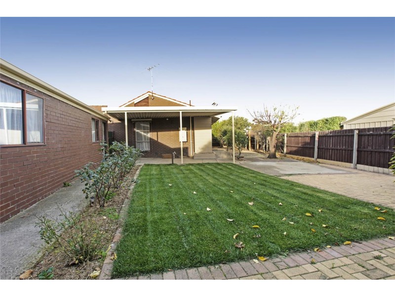 3 Carmarthen Drive, Corio VIC 3214