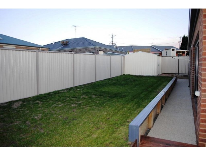 27 Ralph Court, Bell Park VIC 3215