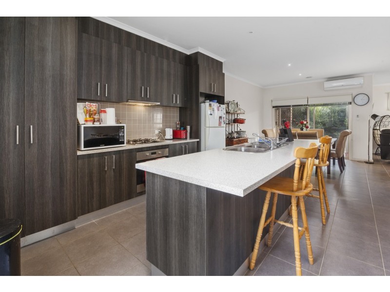2/9 Benetti Drive, Lara VIC 3212