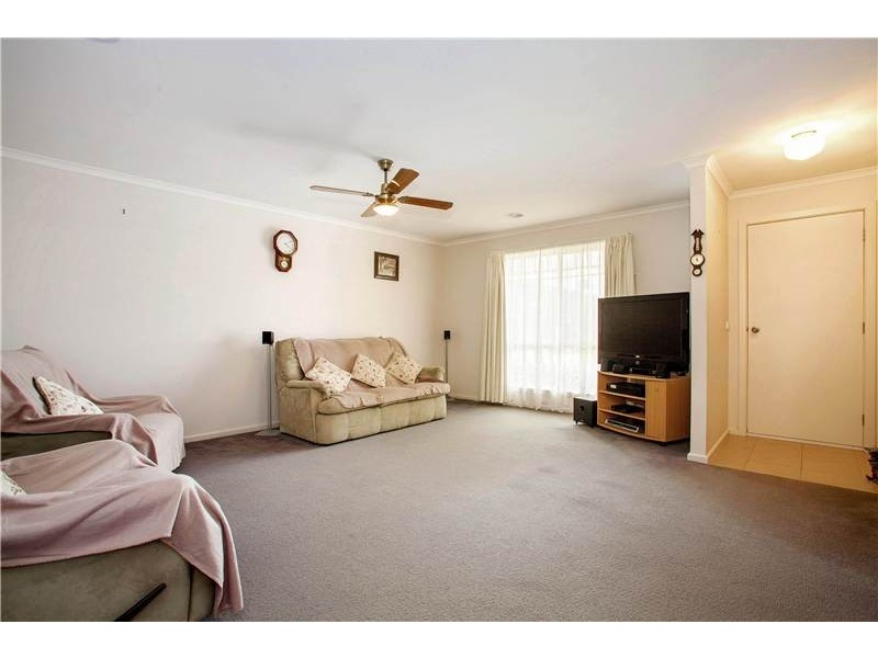 6 Blande Court, Lara VIC 3212