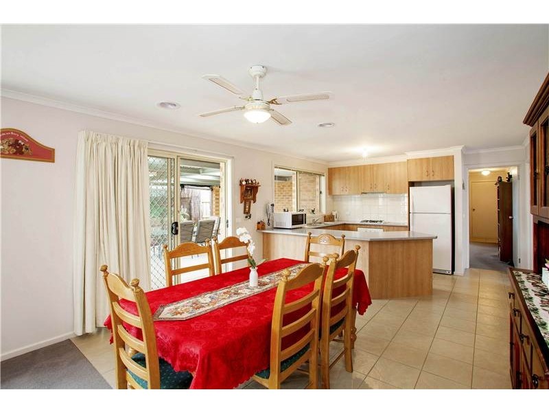 6 Blande Court, Lara VIC 3212