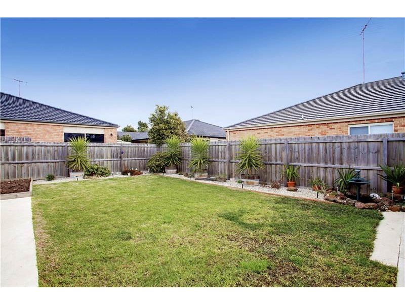 6 Blande Court, Lara VIC 3212