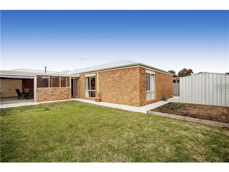 6 Blande Court, Lara VIC 3212