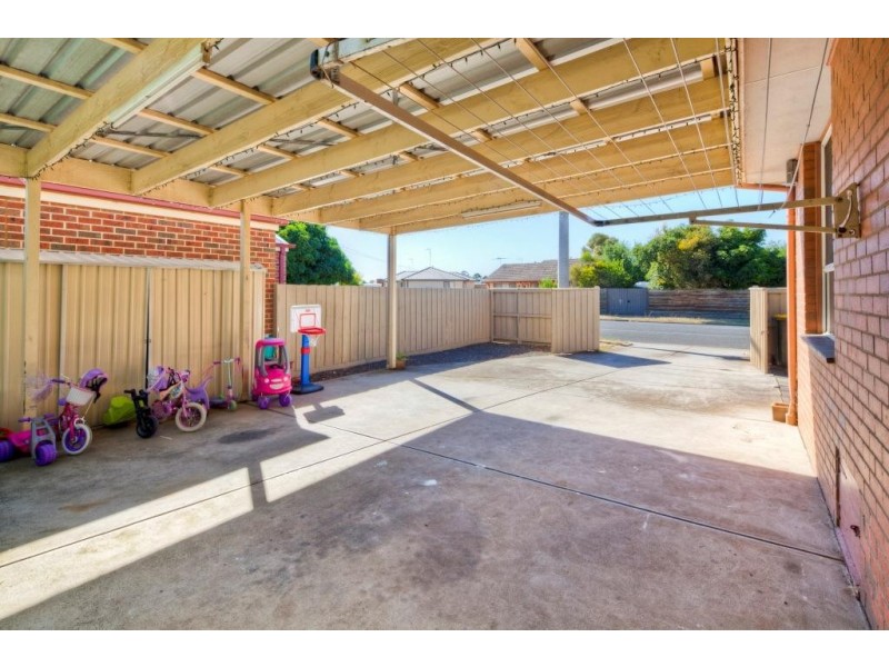 34 Curletts Road, Lara VIC 3212