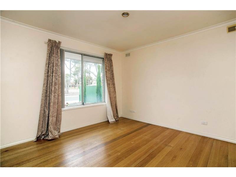 102 McClelland Avenue, Lara VIC 3212