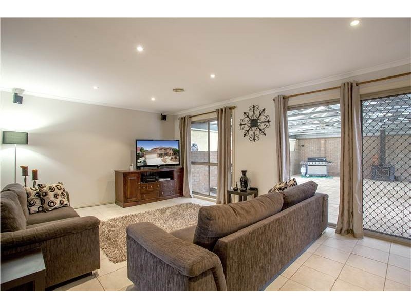 21 Reliance Avenue, Lara VIC 3212