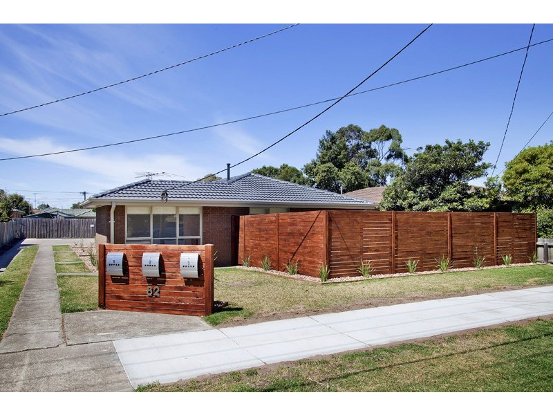 2/82 Hendy Street, Corio VIC 3214