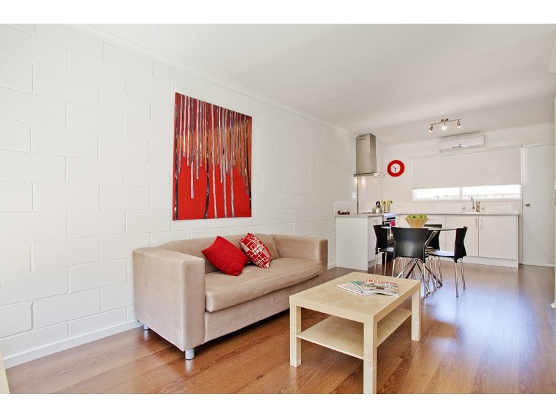 2/82 Hendy Street, Corio VIC 3214