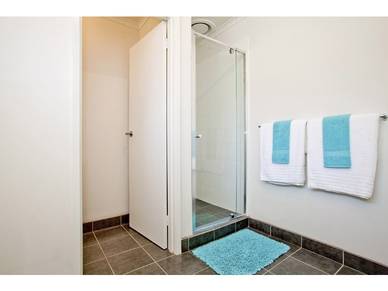 2/82 Hendy Street, Corio VIC 3214