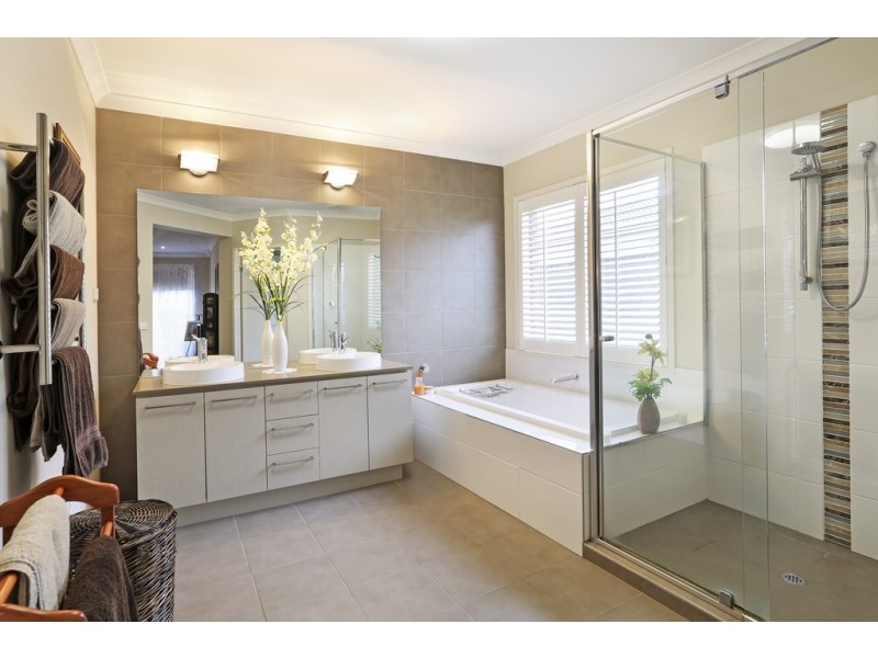 15 Mallard Court, Lara VIC 3212