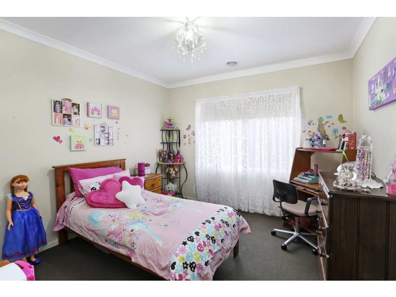 15 Mallard Court, Lara VIC 3212