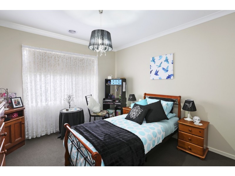 15 Mallard Court, Lara VIC 3212