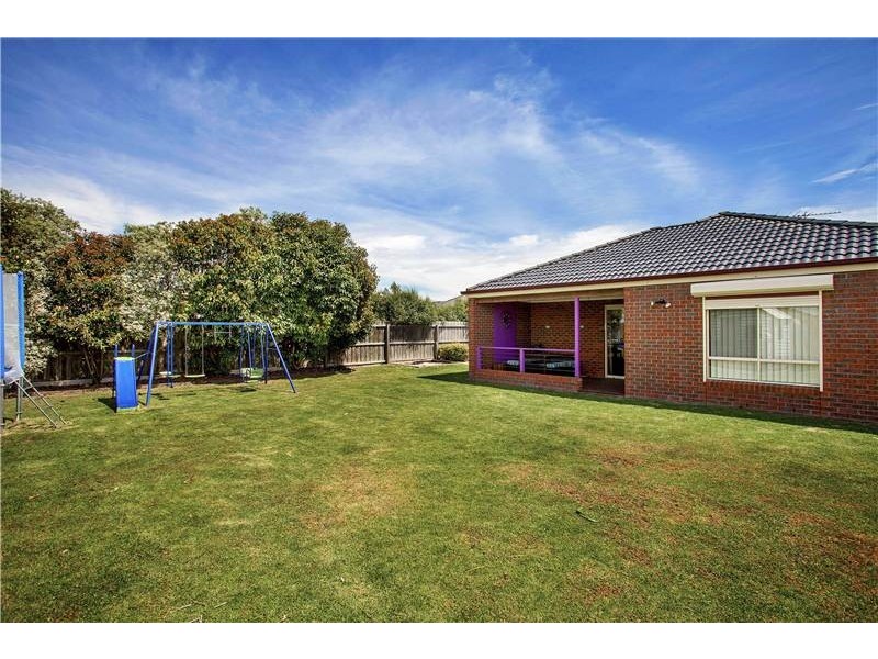 11 Kanowna Place, Lara VIC 3212