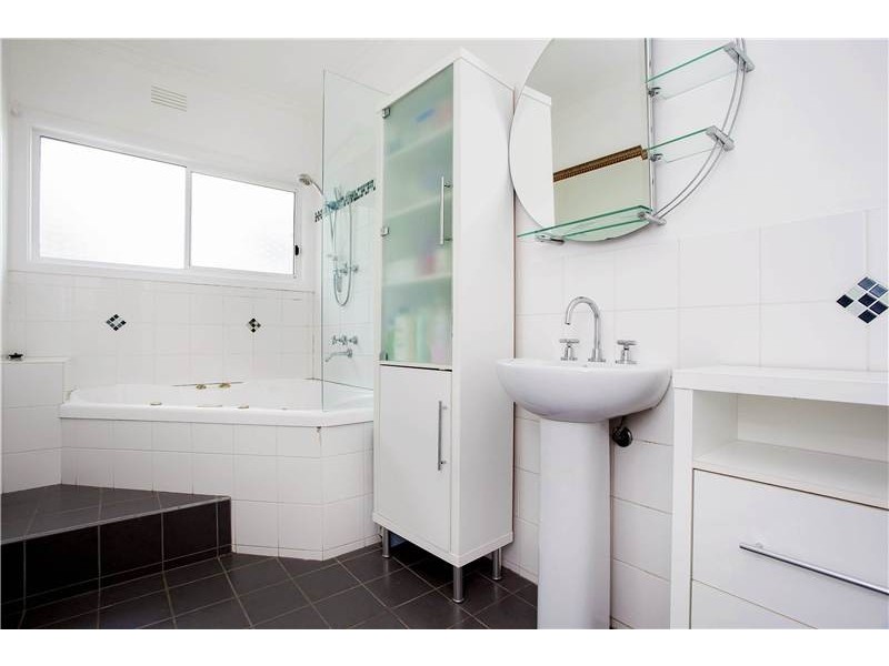 700 Anakie Road, Lovely Banks VIC 3221