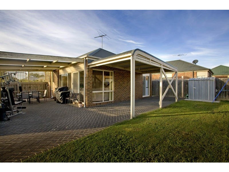1 Victor Place, Lara VIC 3212