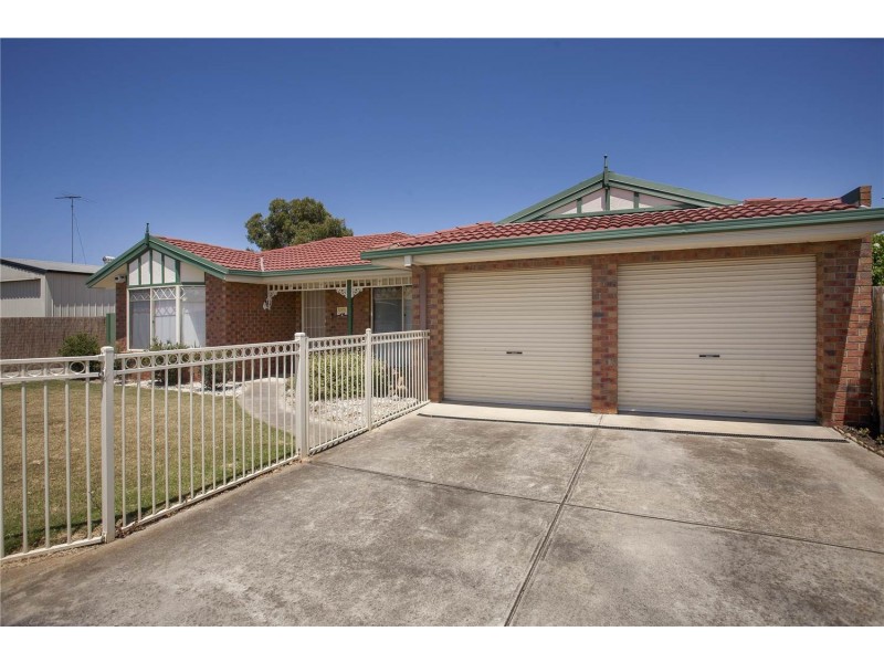 36 Canterbury Road, Lara VIC 3212