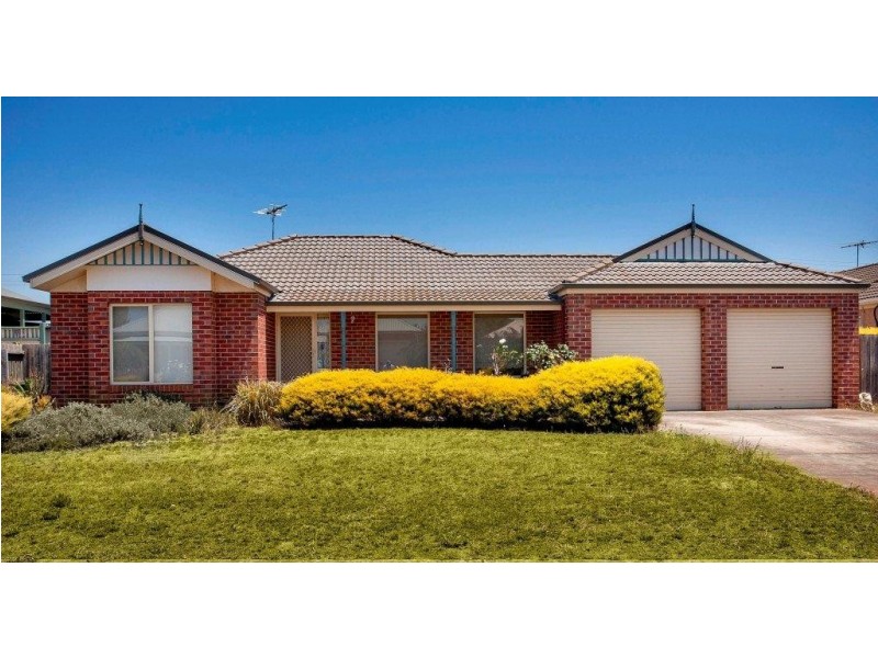 12 Magpie Close, Lara VIC 3212