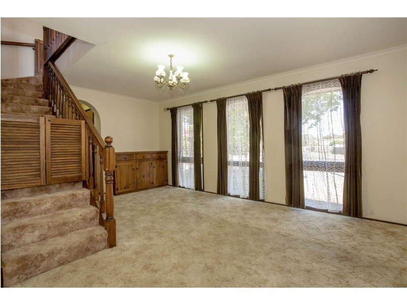 8 Dixon Court, Lara VIC 3212