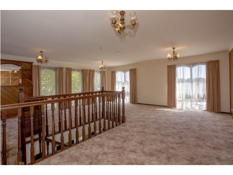 8 Dixon Court, Lara VIC 3212