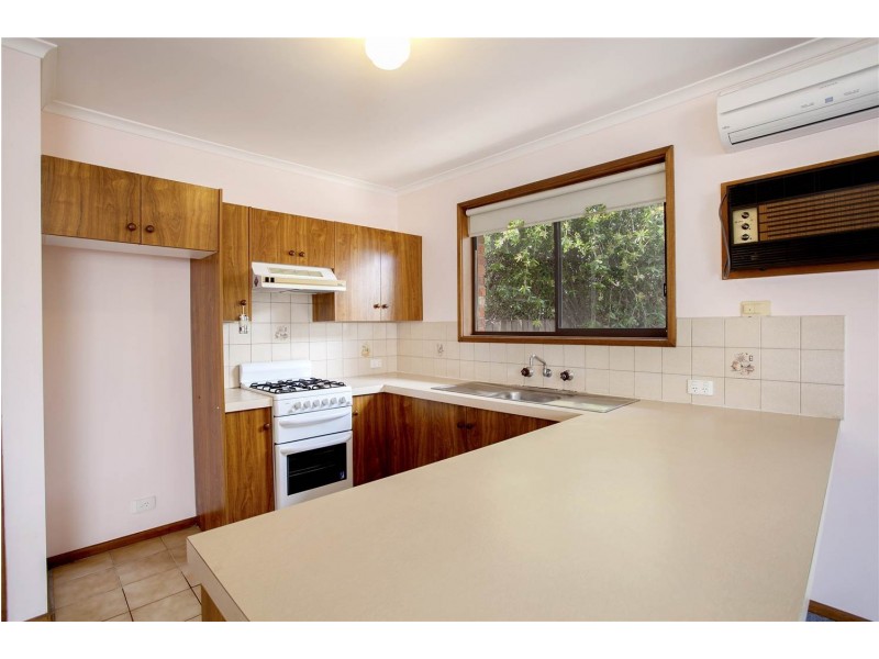 1/11 Henderson Drive, Lara VIC 3212