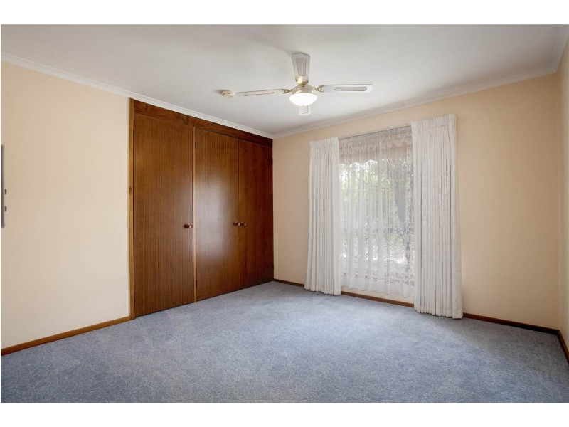 1/11 Henderson Drive, Lara VIC 3212