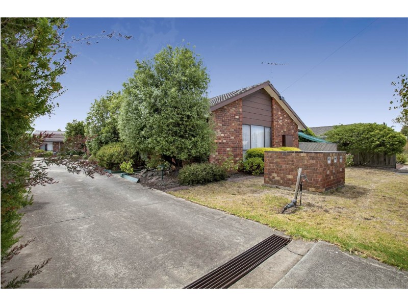 1/11 Henderson Drive, Lara VIC 3212