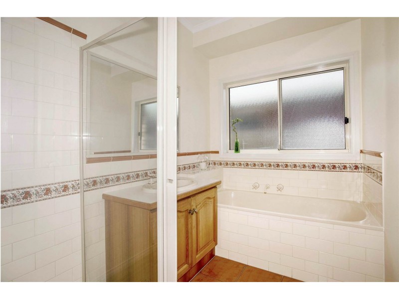 9 Christensen Court, Lara VIC 3212