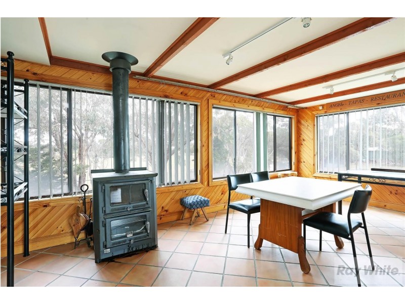 90 Alison Drive, Lara VIC 3212