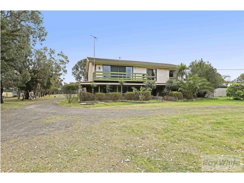 90 Alison Drive, Lara VIC 3212