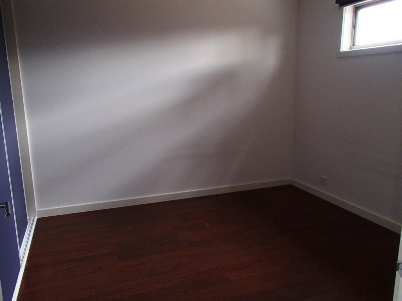 1/3 Enfield Close, Corio VIC 3214