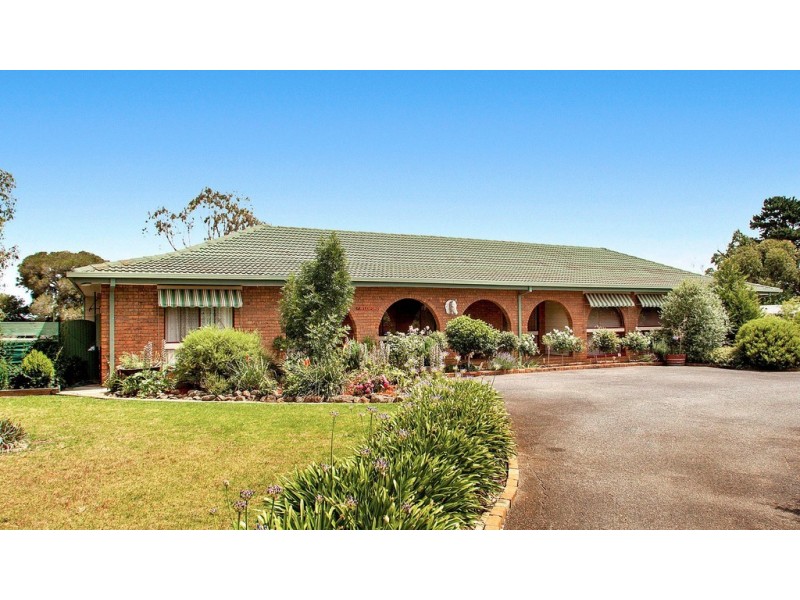 35 Edgerton Road, Lovely Banks VIC 3221