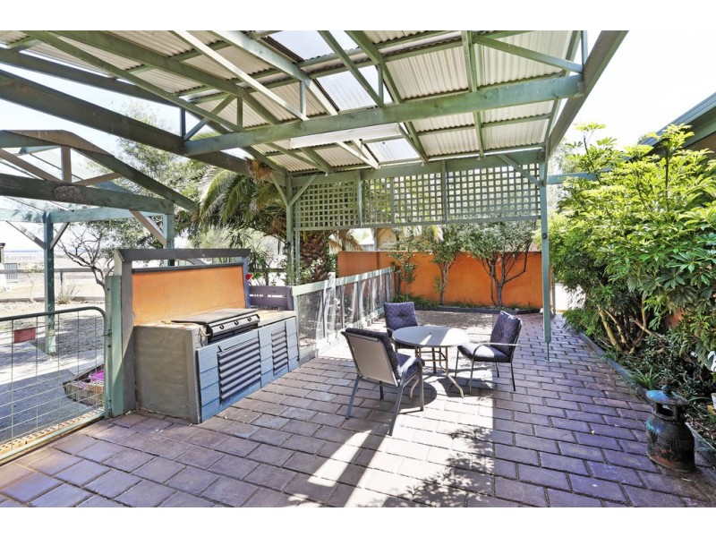 35 Edgerton Road, Lovely Banks VIC 3221