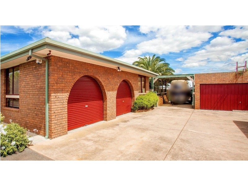 35 Edgerton Road, Lovely Banks VIC 3221