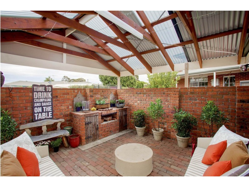 11 Andrea Court, Lara VIC 3212