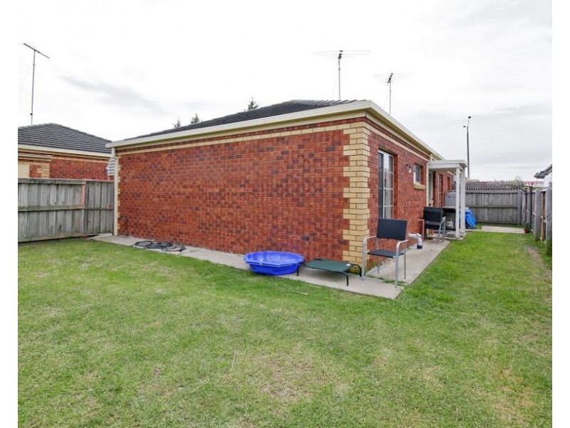 2/145 Torquay Road, Grovedale VIC 3216