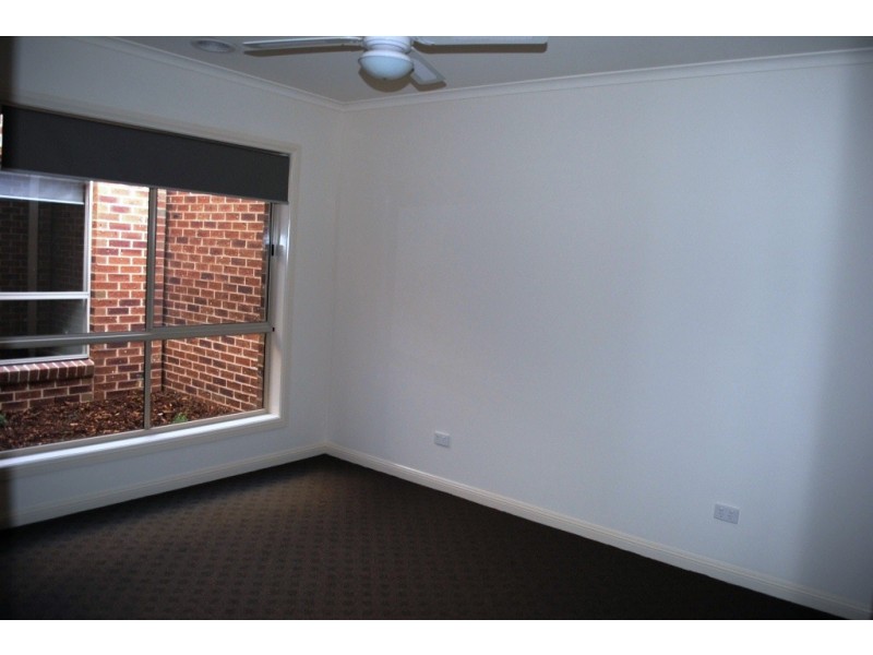 2/21 Kyema Drive, Lara VIC 3212