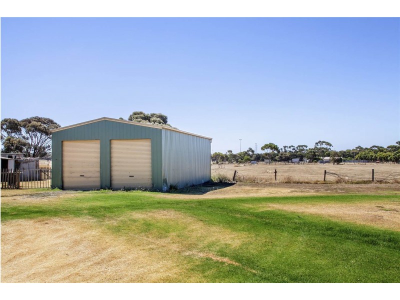 25 Minyip Road, Lara VIC 3212